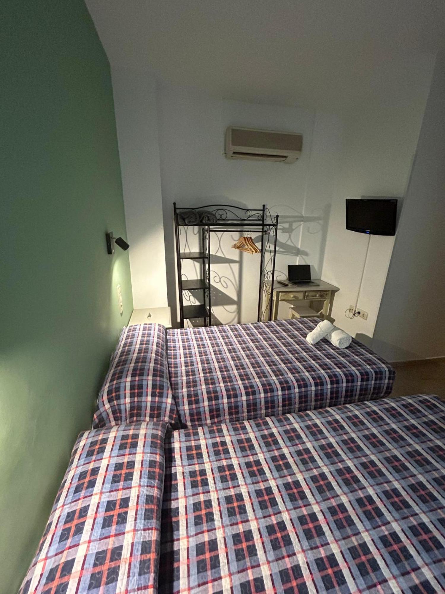 Hostal El Olivo Granada Exteriör bild